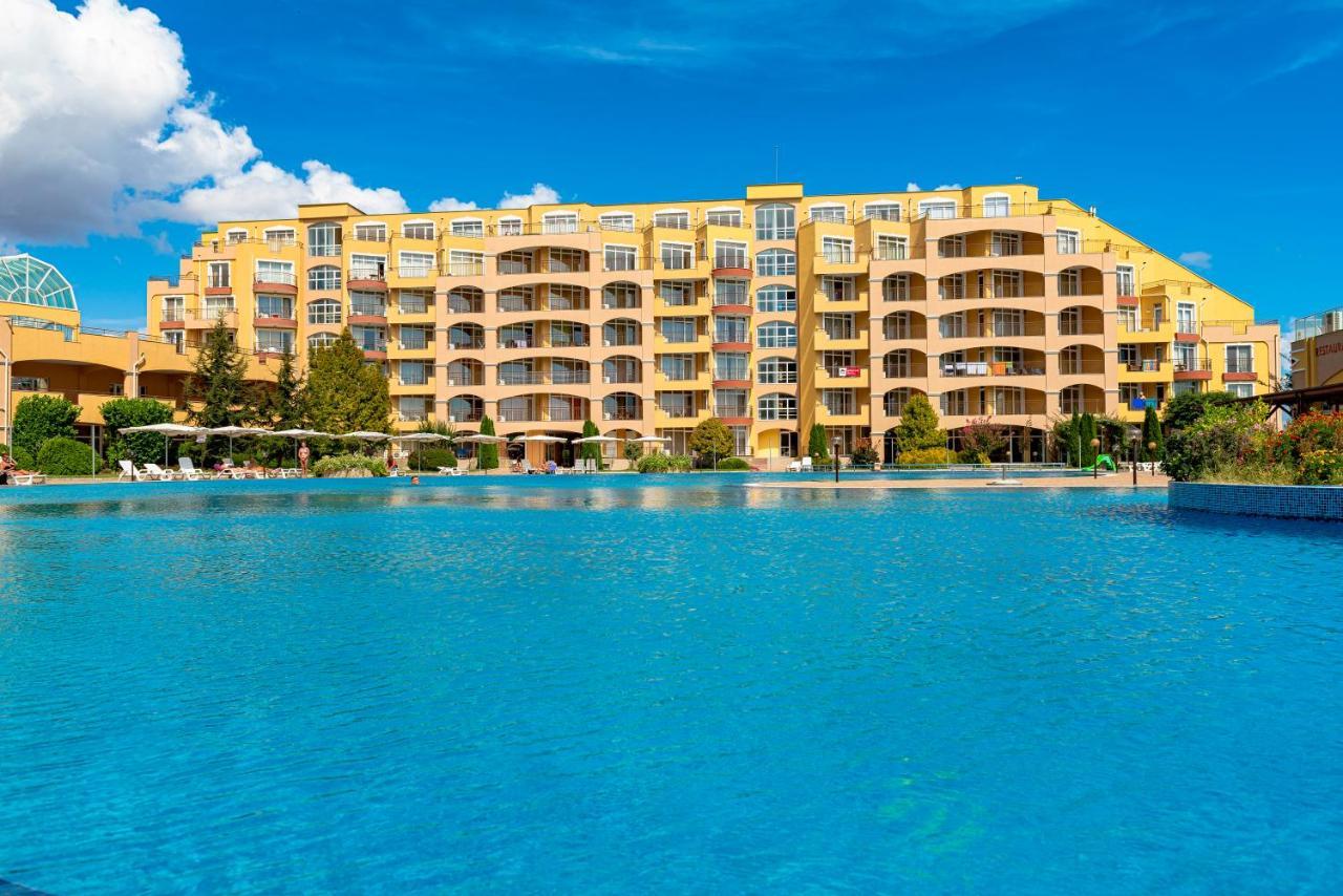Menada Grand Resort Apartments Aheloy Eksteriør billede